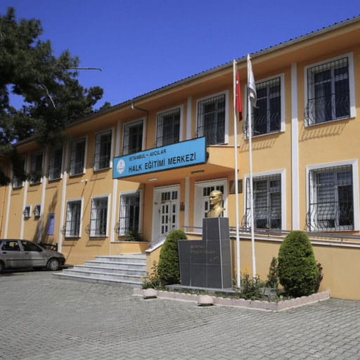 Avcılar halk eğitim merkezi binasının dış görünüm halidir.