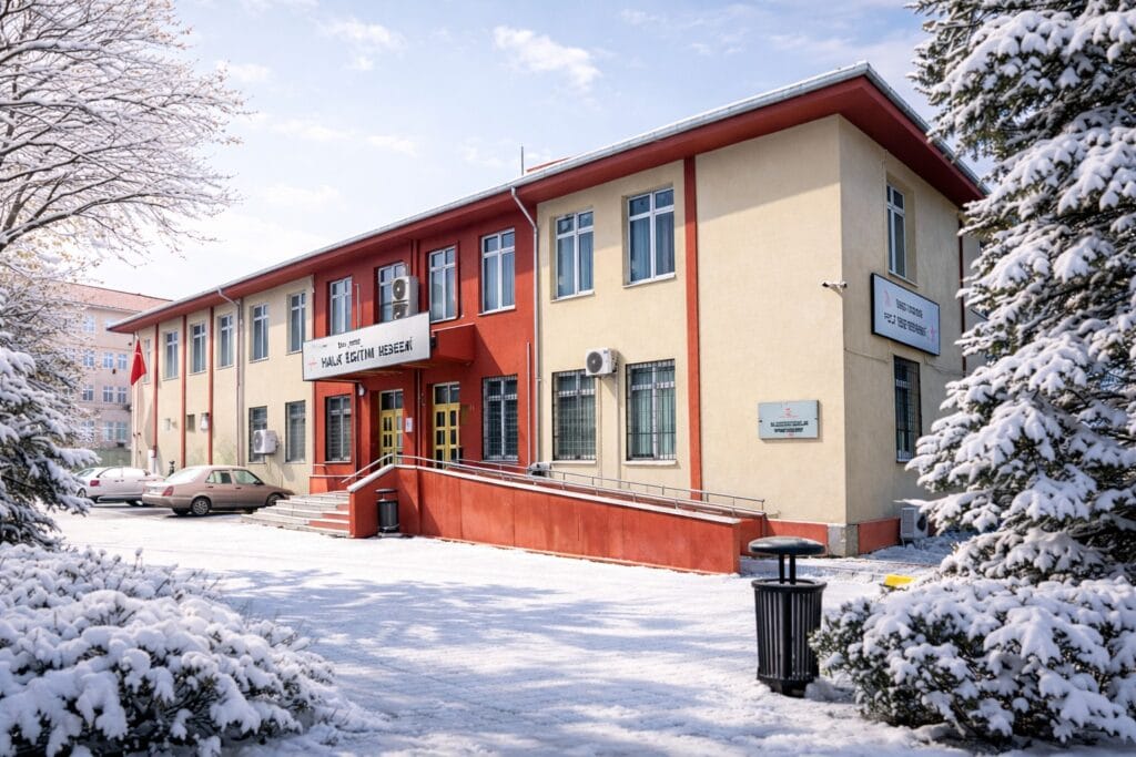 Beylikdüzü halk eğitim merkezi binasının dışarıdan görünüş halidir.