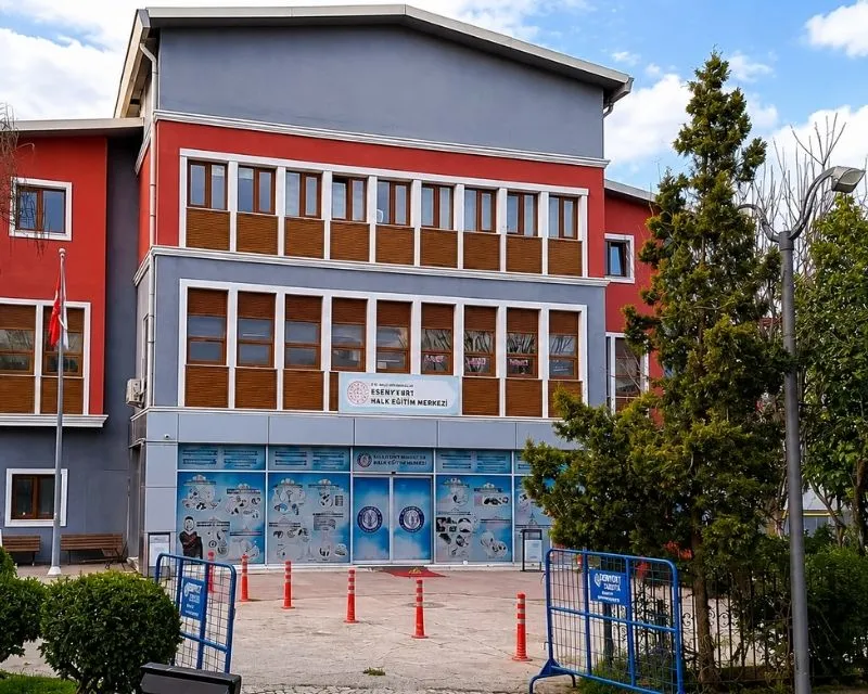Esenyurt Şerife Bacı Halk Eğitimi Merkezi bina görseli